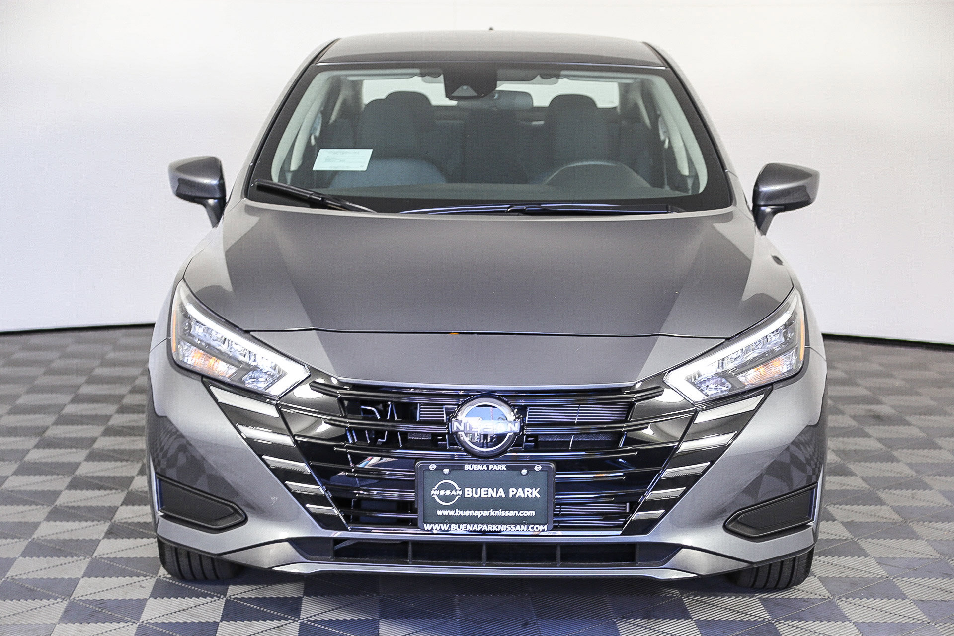 2025 Nissan Versa SV photo 3