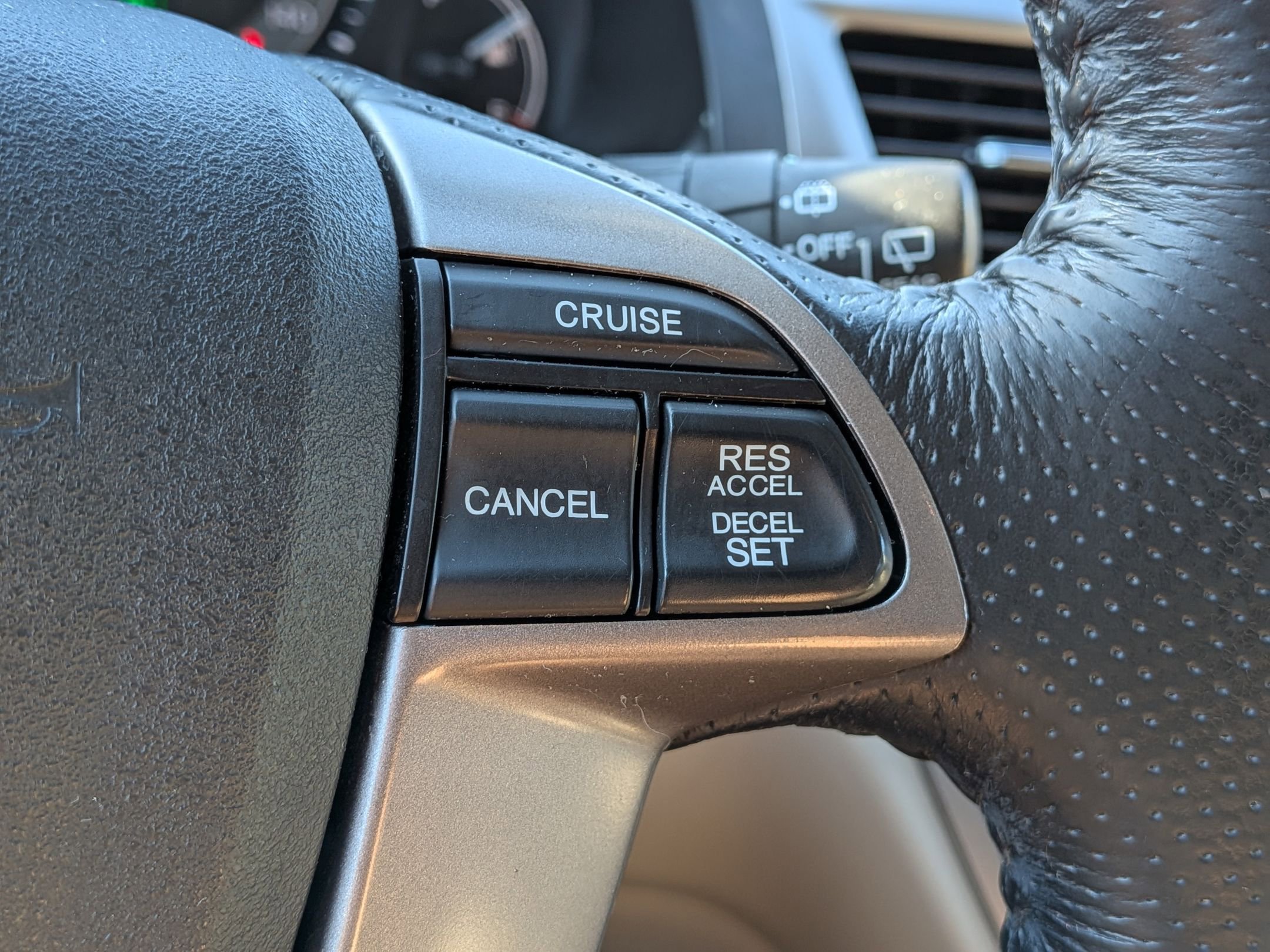2016 Honda Odyssey EX-L photo 14