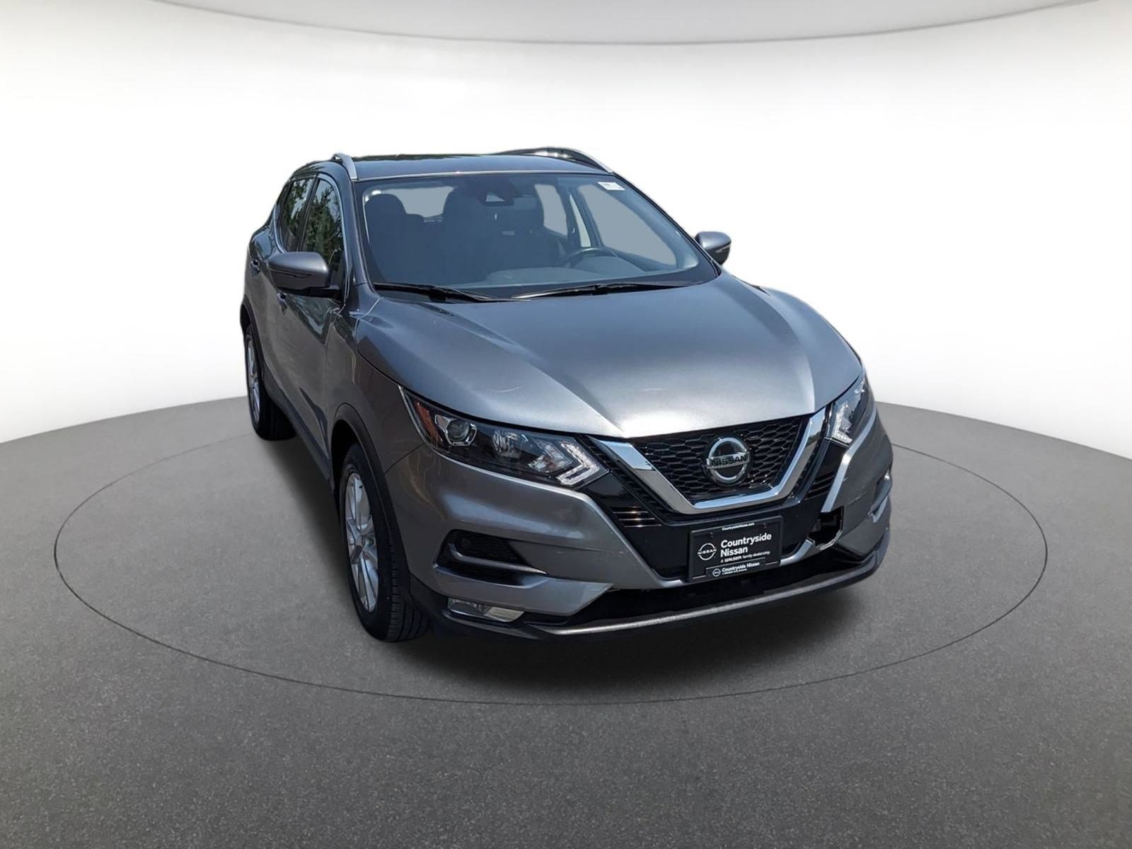2022 Nissan Rogue Sport SV photo 3