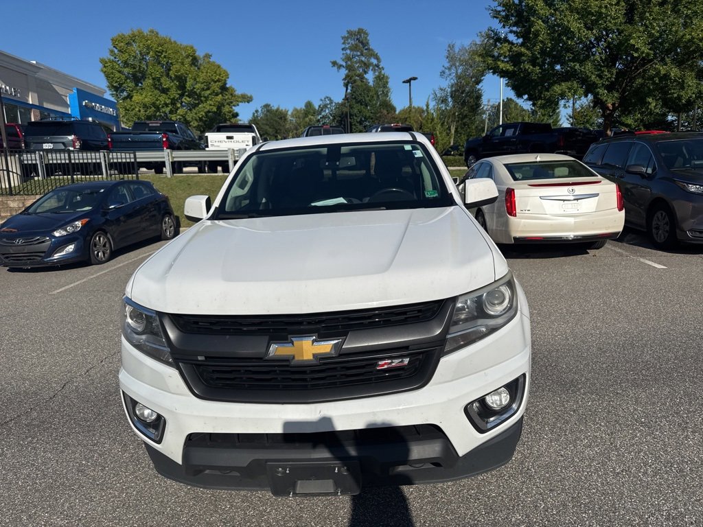 2017 Chevrolet Colorado Z71 photo 2
