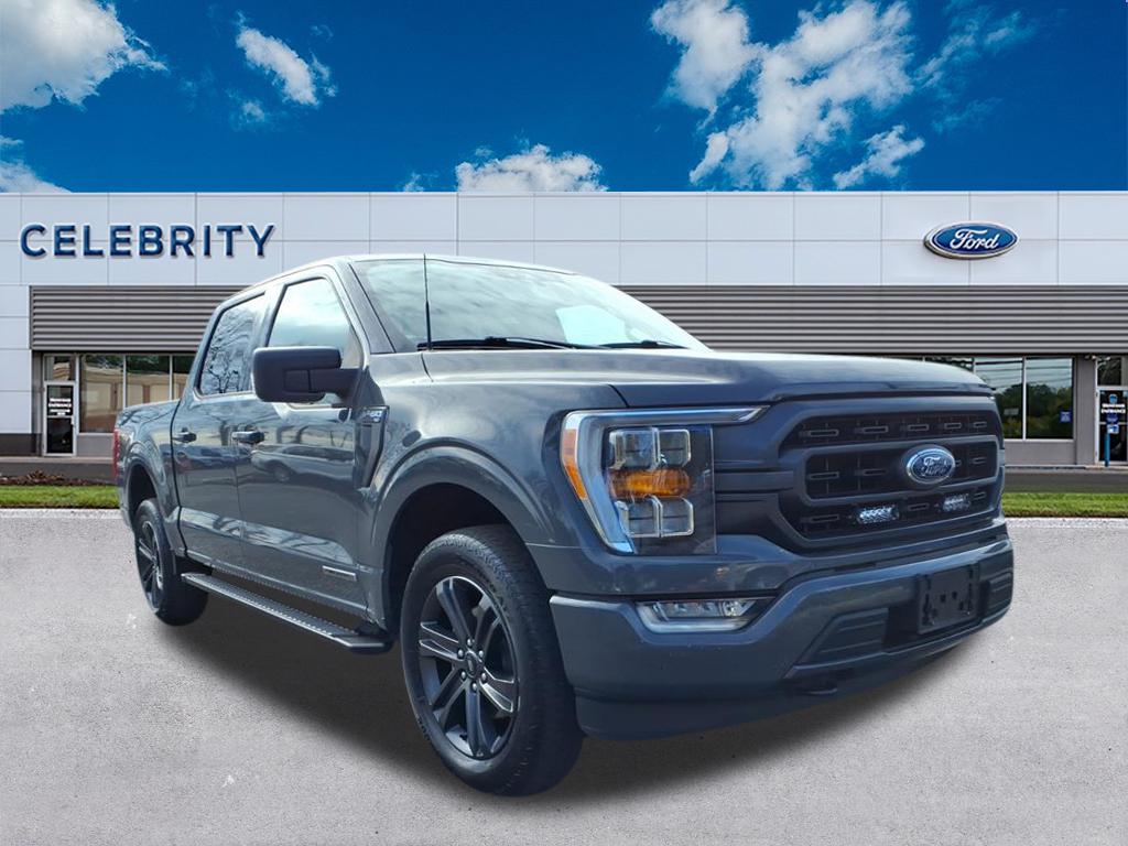 2021 Ford F-150 XLT's photo
