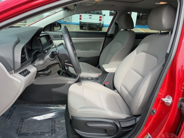 2020 Hyundai Elantra Value Edition photo 22