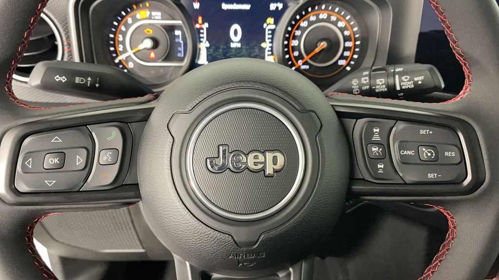 2025 Jeep Wrangler Rubicon photo 25