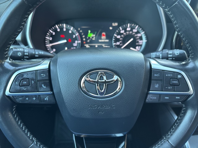 2020 Toyota Highlander XLE photo 26