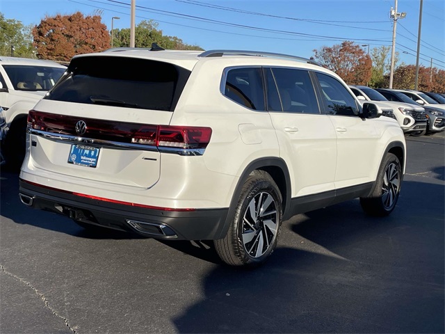2026 Volkswagen Atlas SEL photo 4