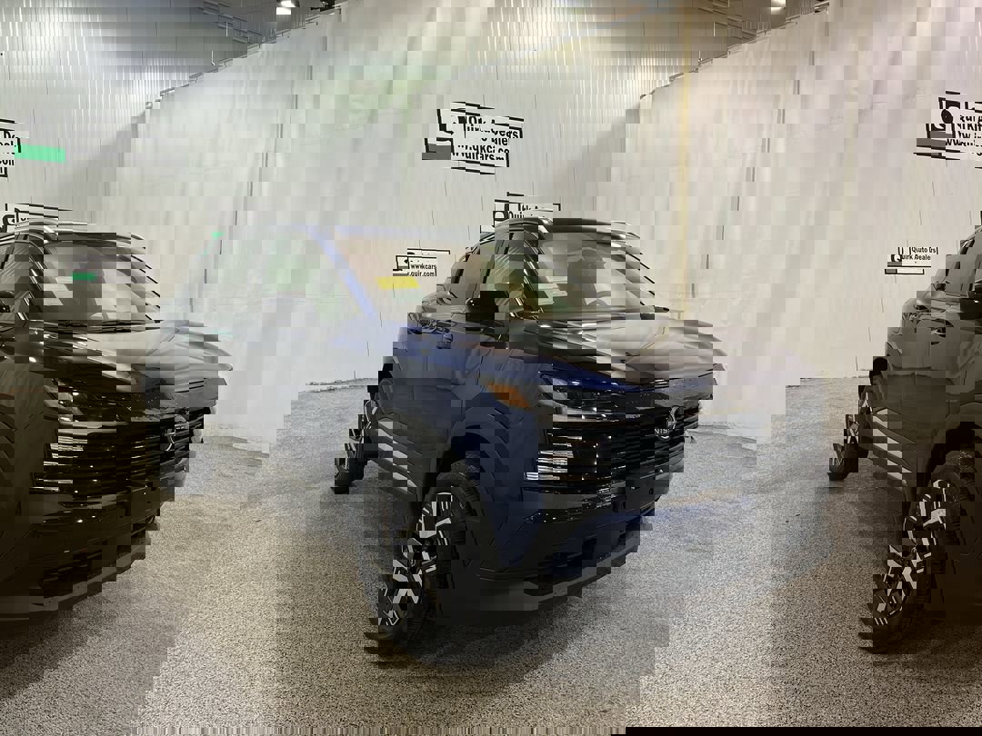 2026 Nissan Kicks SV photo 3