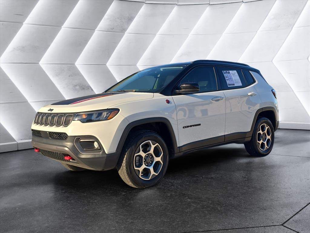 2022 Jeep Compass Trailhawk's photo