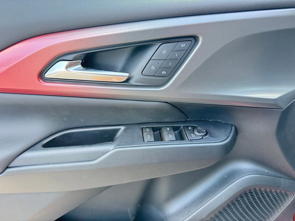 2025 Chevrolet Equinox EV 3RS photo 26