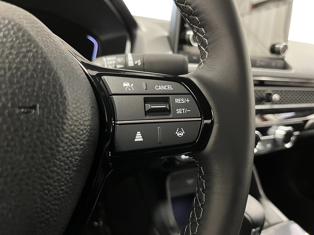 2025 Honda Civic Hybrid Sport photo 11
