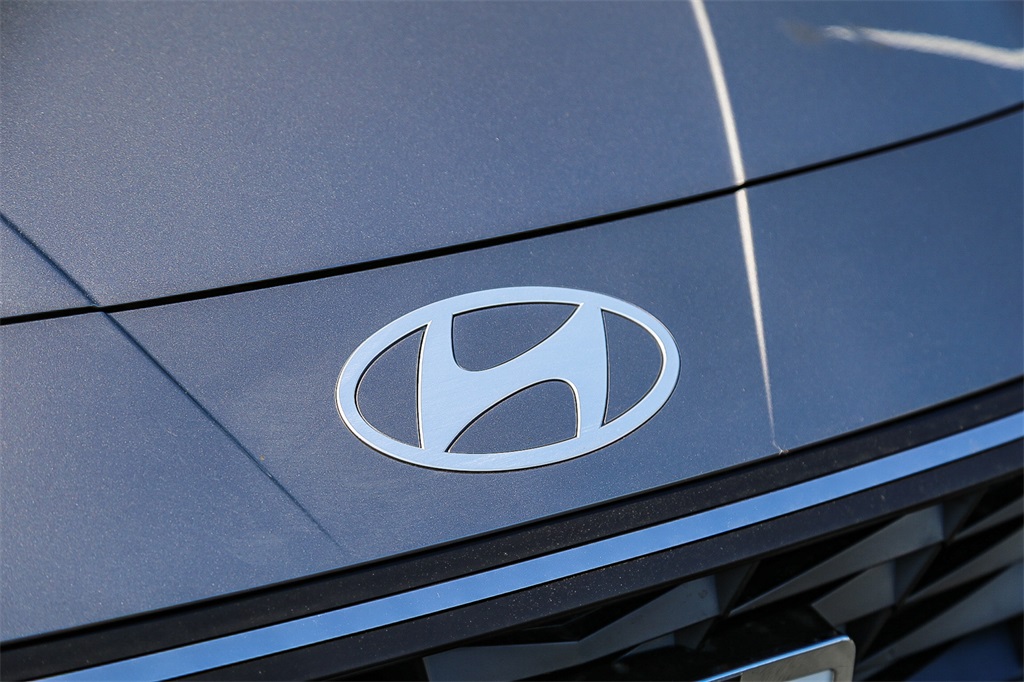 2025 Hyundai Elantra SEL Sport photo 10