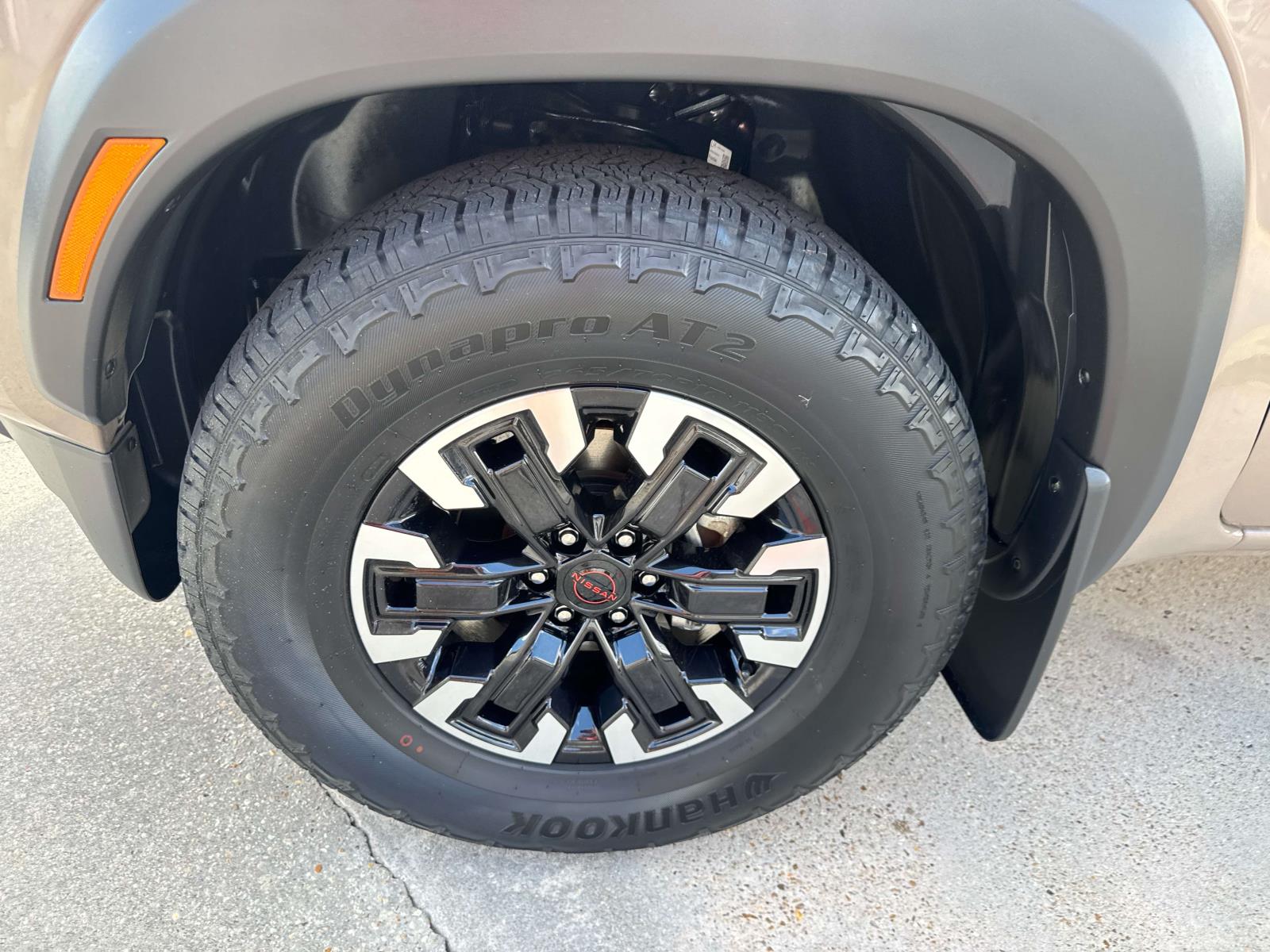 2024 Nissan Frontier PRO-X photo 3