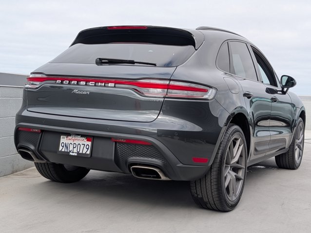 2024 Porsche Macan T photo 21
