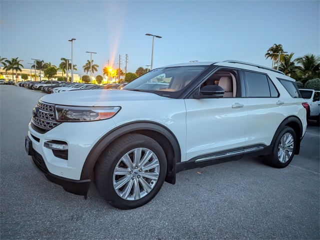 2023 Ford Explorer Limited photo 4