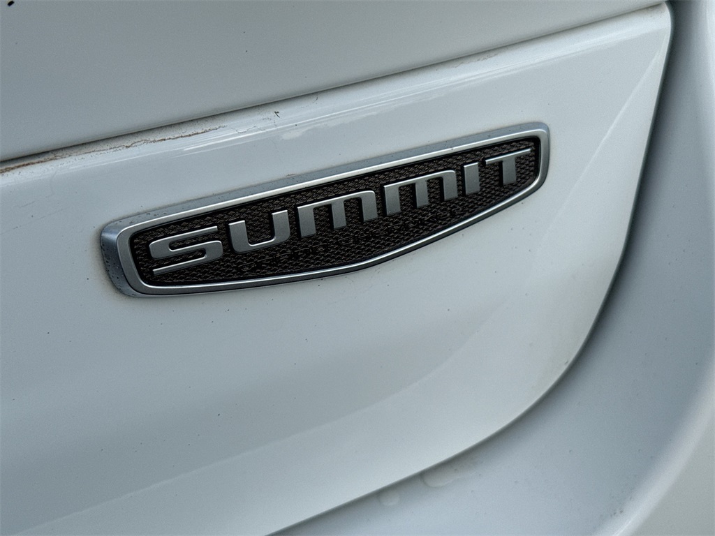 2022 Jeep Grand Cherokee Summit photo 19
