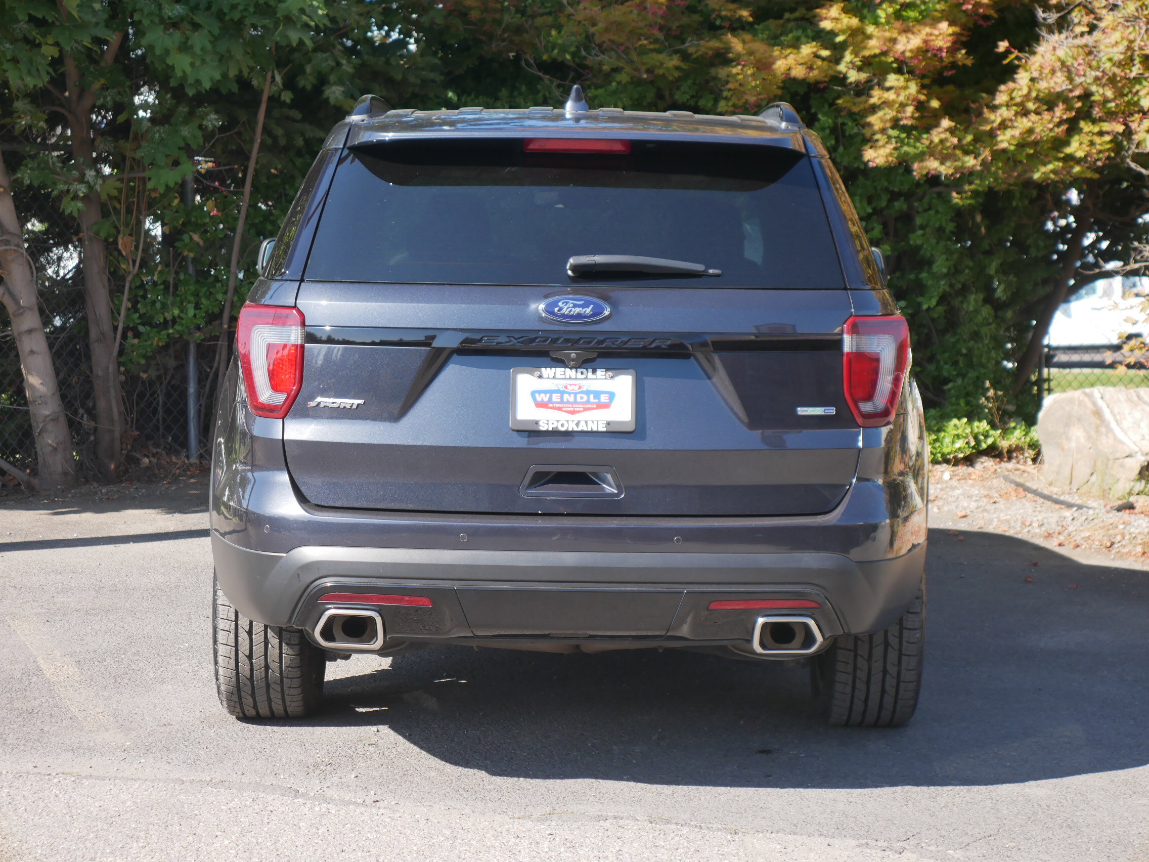 2017 Ford Explorer Sport photo 11