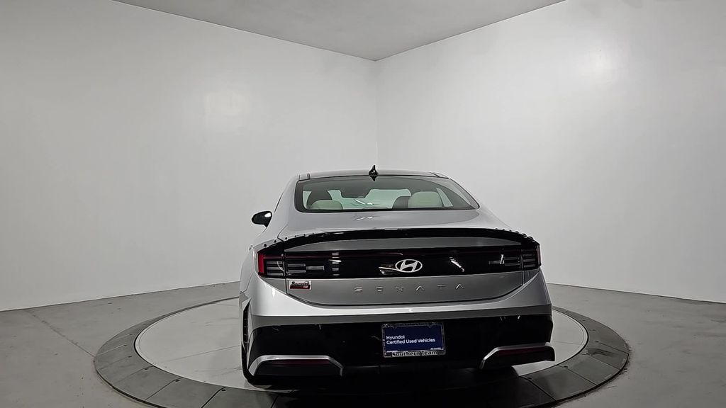 2024 Hyundai Sonata SEL Convenience photo 4
