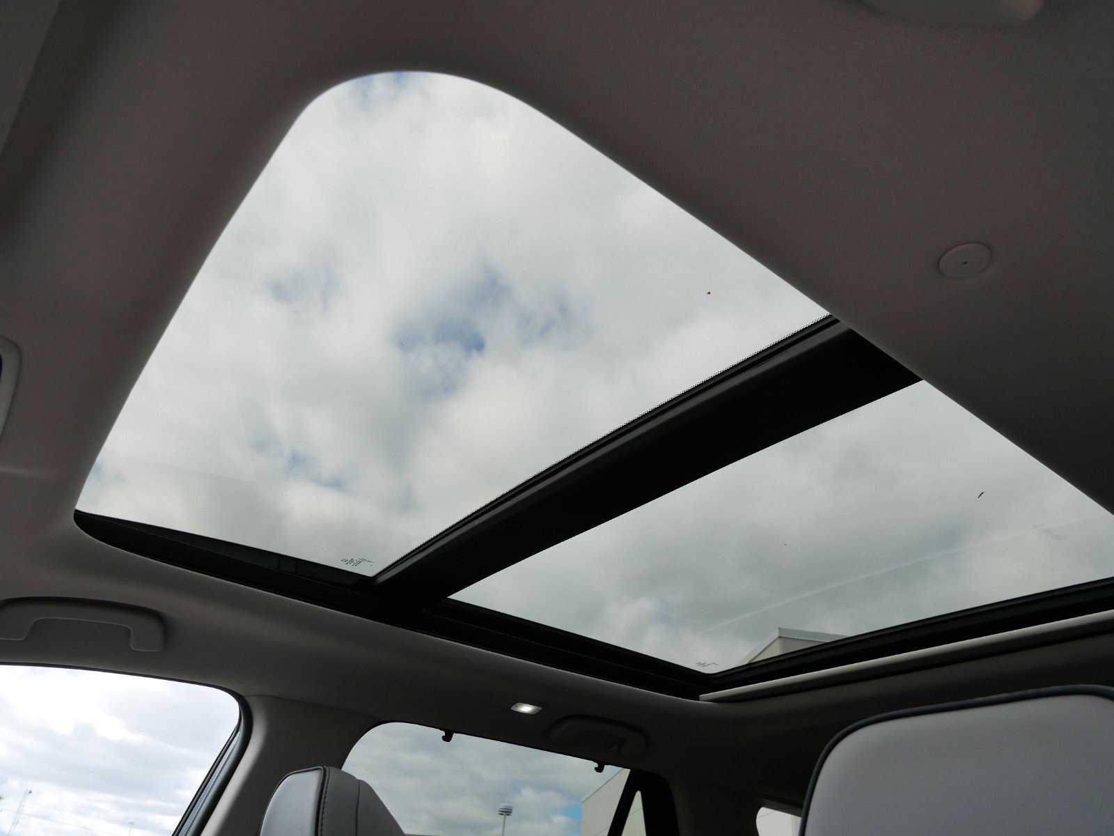 2025 Honda Pilot Elite photo 22