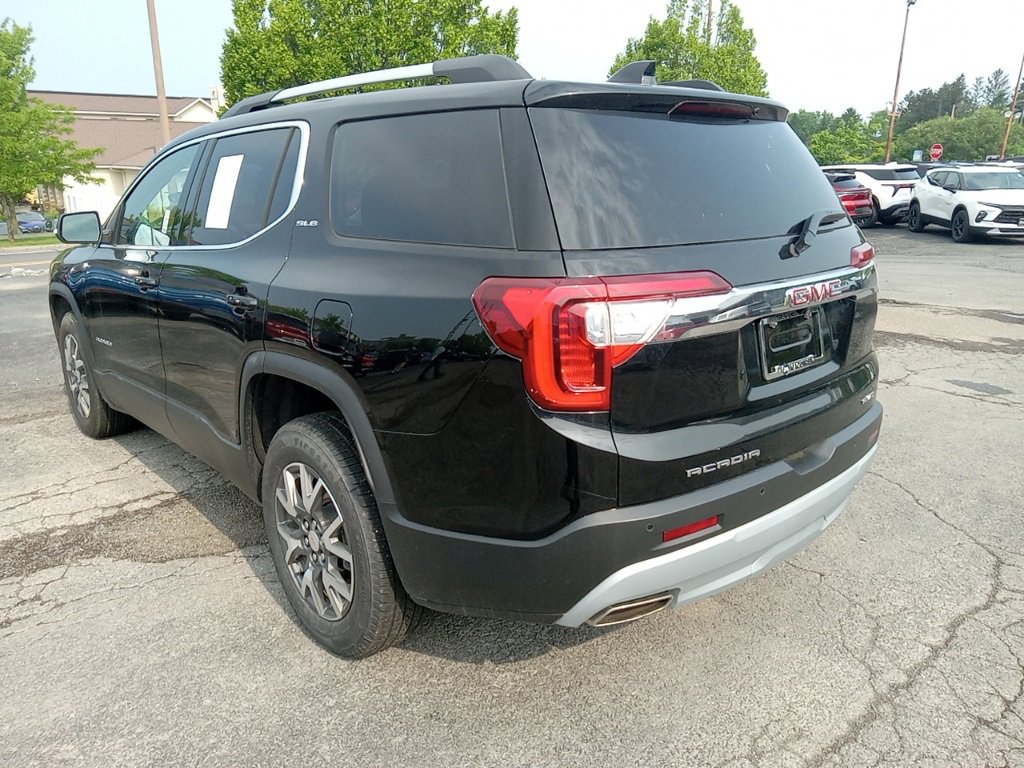 2023 Gmc Acadia SLE photo 4