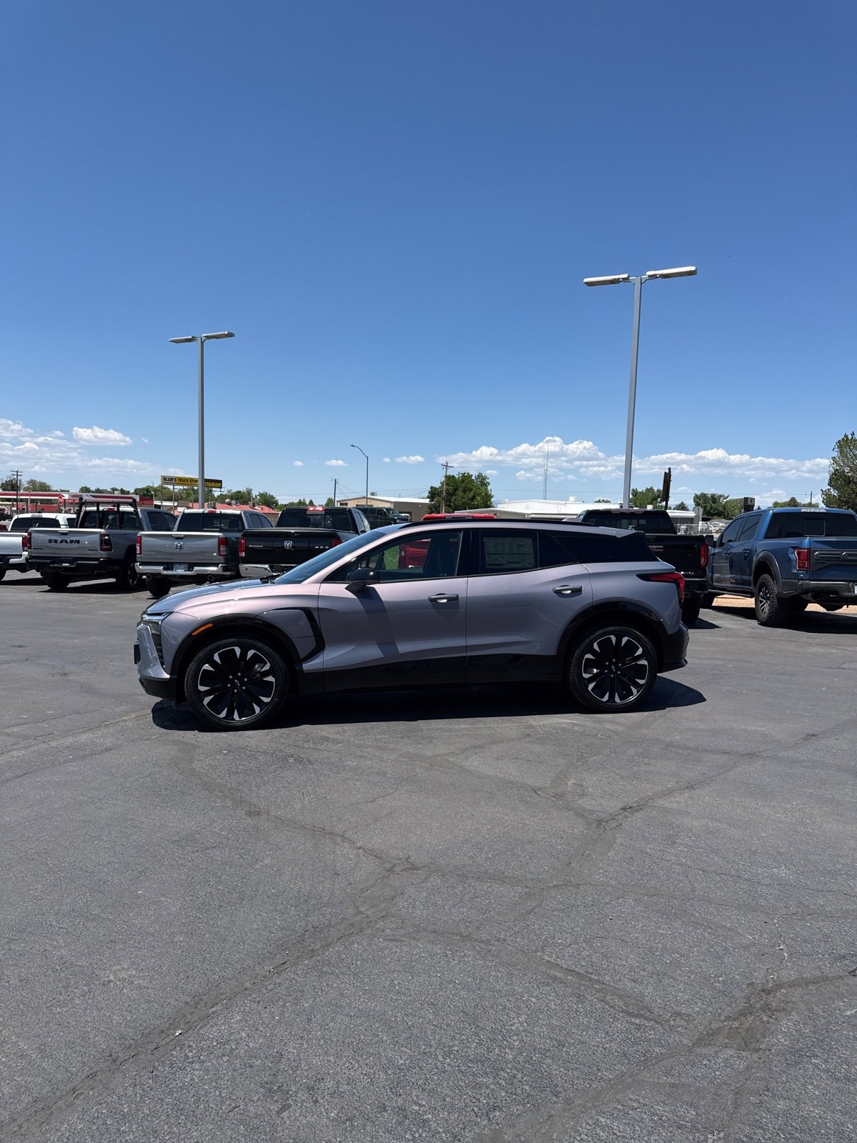 2025 Chevrolet Blazer EV RS photo 4