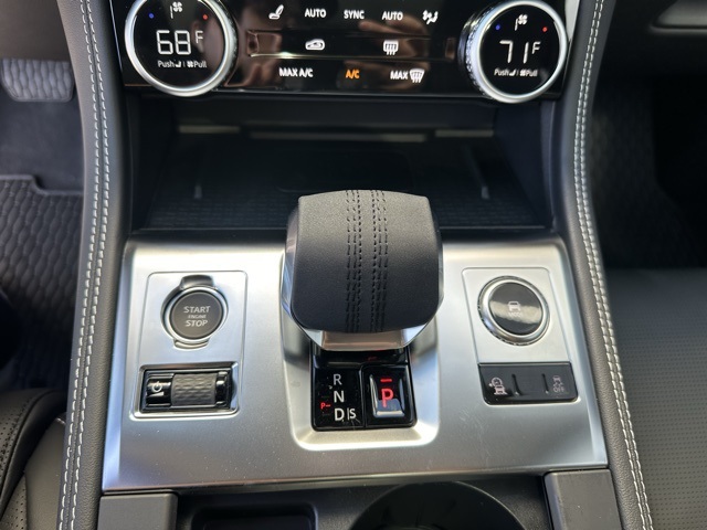 2026 Jaguar F-PACE P250 R-Dynamic S photo 9