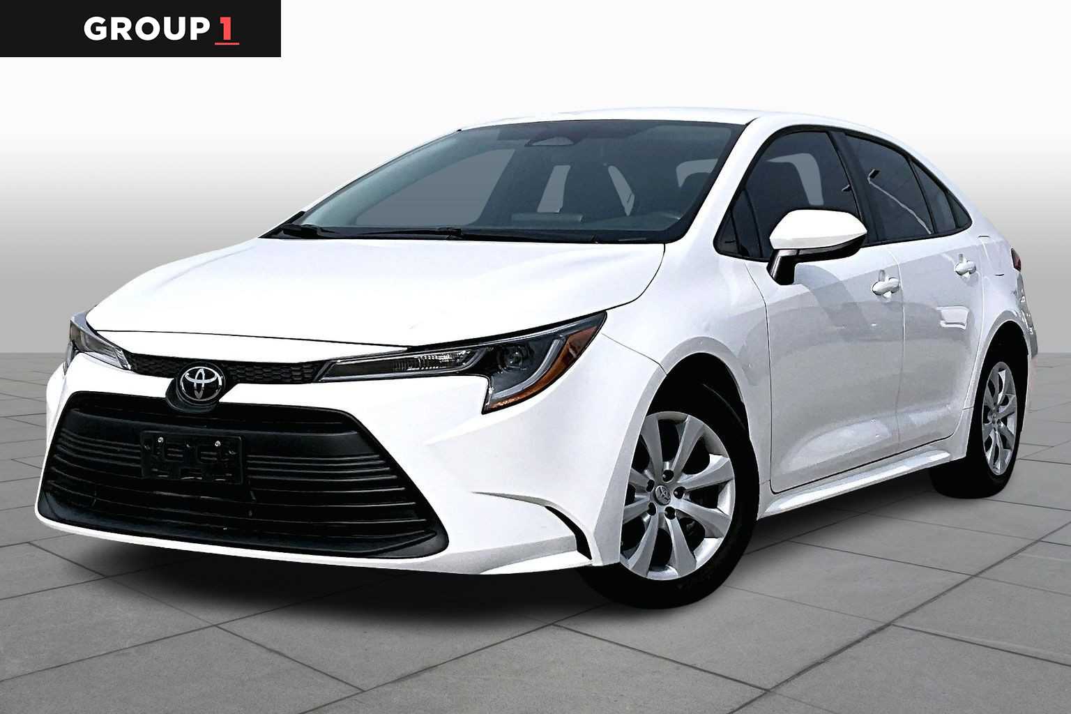 2023 Toyota Corolla LE's photo