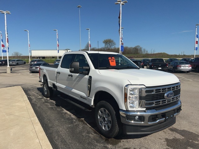 2024 Ford F-250 XLT photo 3