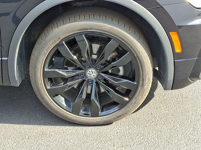 2021 Volkswagen Tiguan SE R-Line Black photo 9