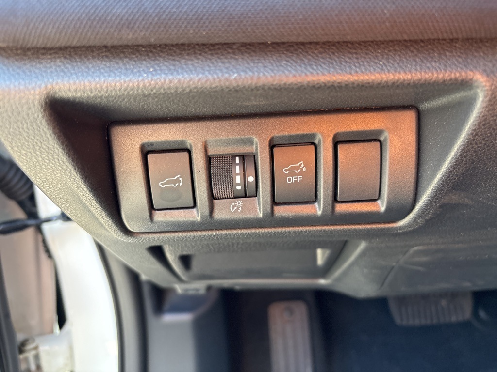 2024 Subaru Outback Premium photo 21