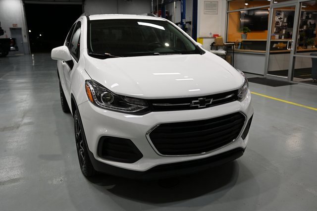 2022 Chevrolet Trax LT photo 3