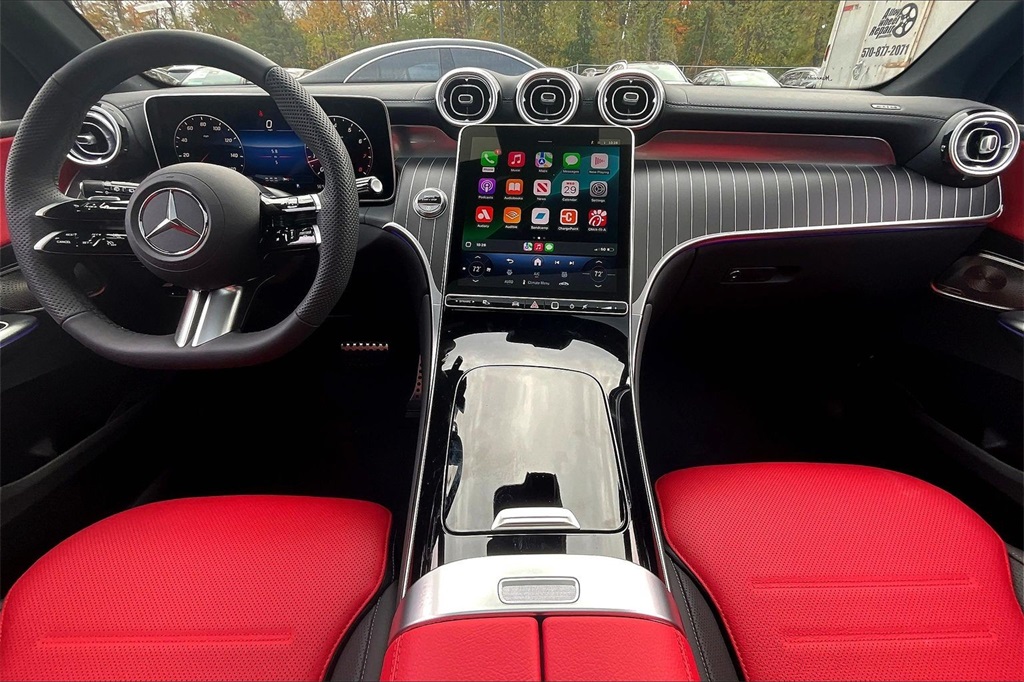 2026 Mercedes Benz GLC 300 4MATIC photo 3