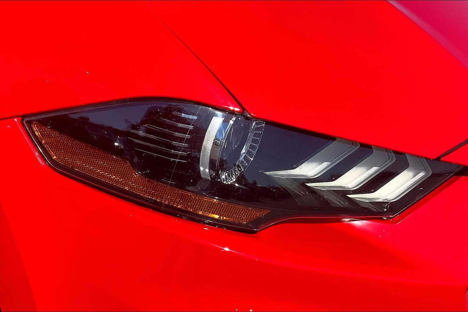 2020 Ford Mustang GT Premium photo 24