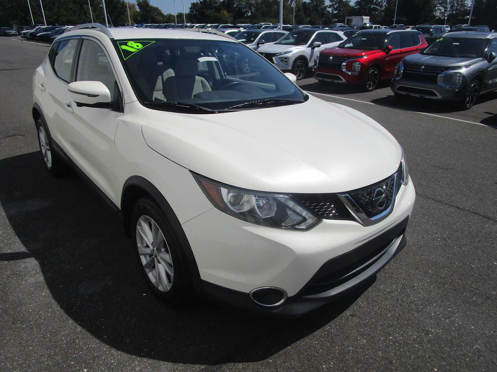 2018 Nissan Rogue Sport SV photo 3