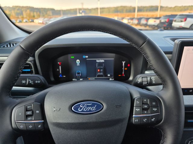 2025 Ford Maverick XLT photo 13