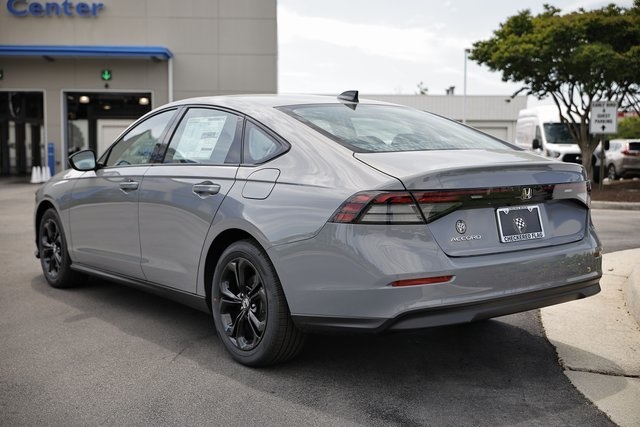 2025 Honda Accord SE photo 8