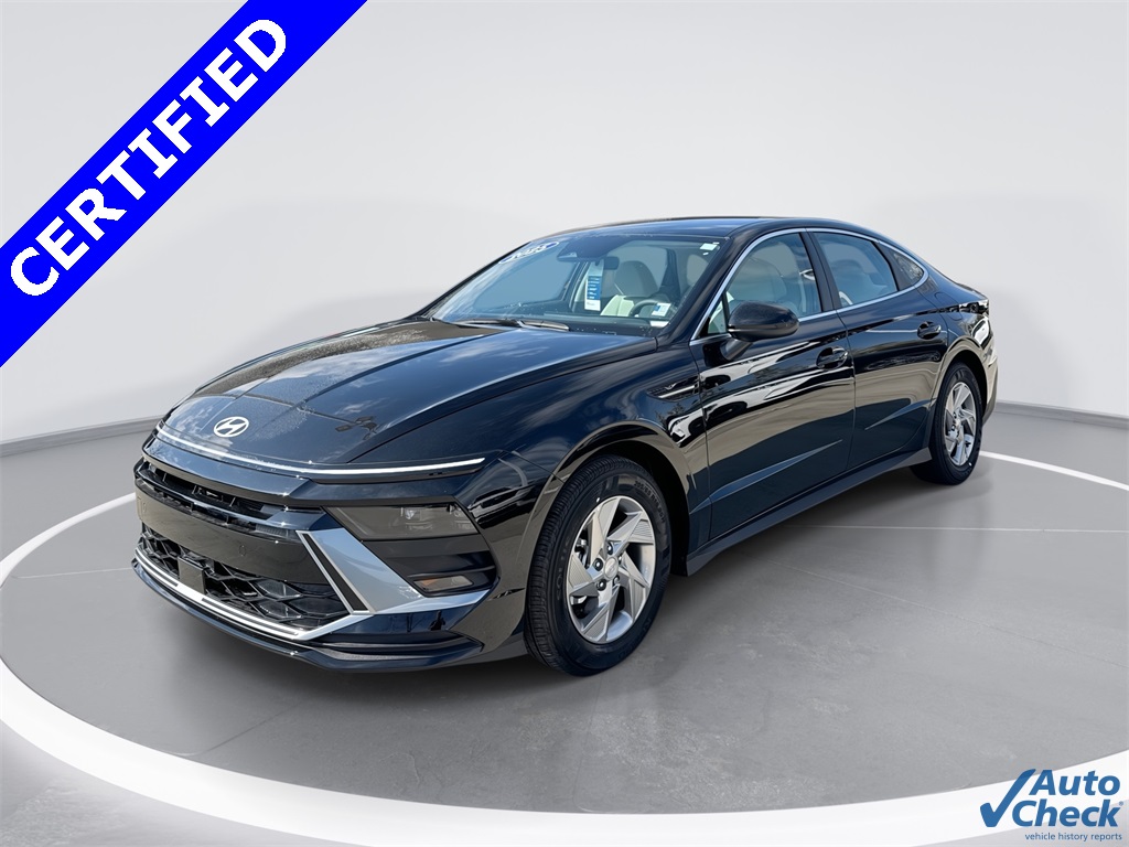 2025 Hyundai Sonata SE's photo