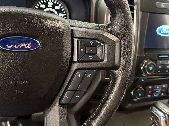2016 Ford F-150 XLT photo 13