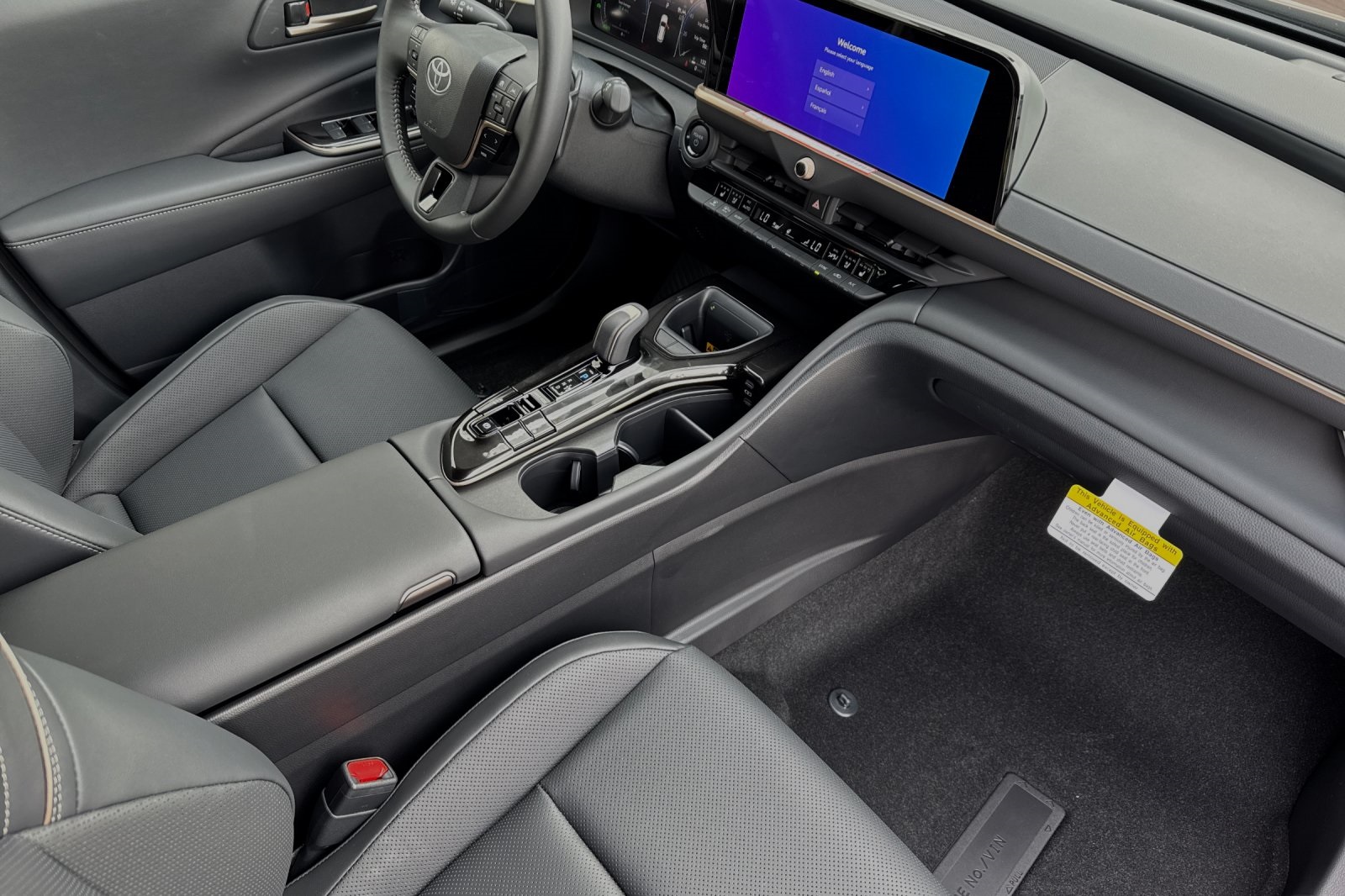 2025 Toyota Crown Signia XLE photo 10