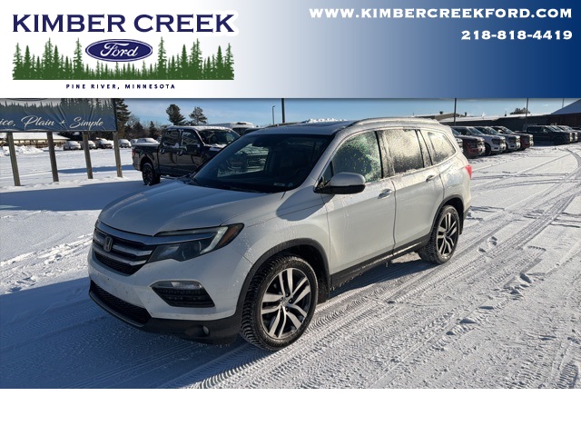 2017 Honda Pilot Touring's photo