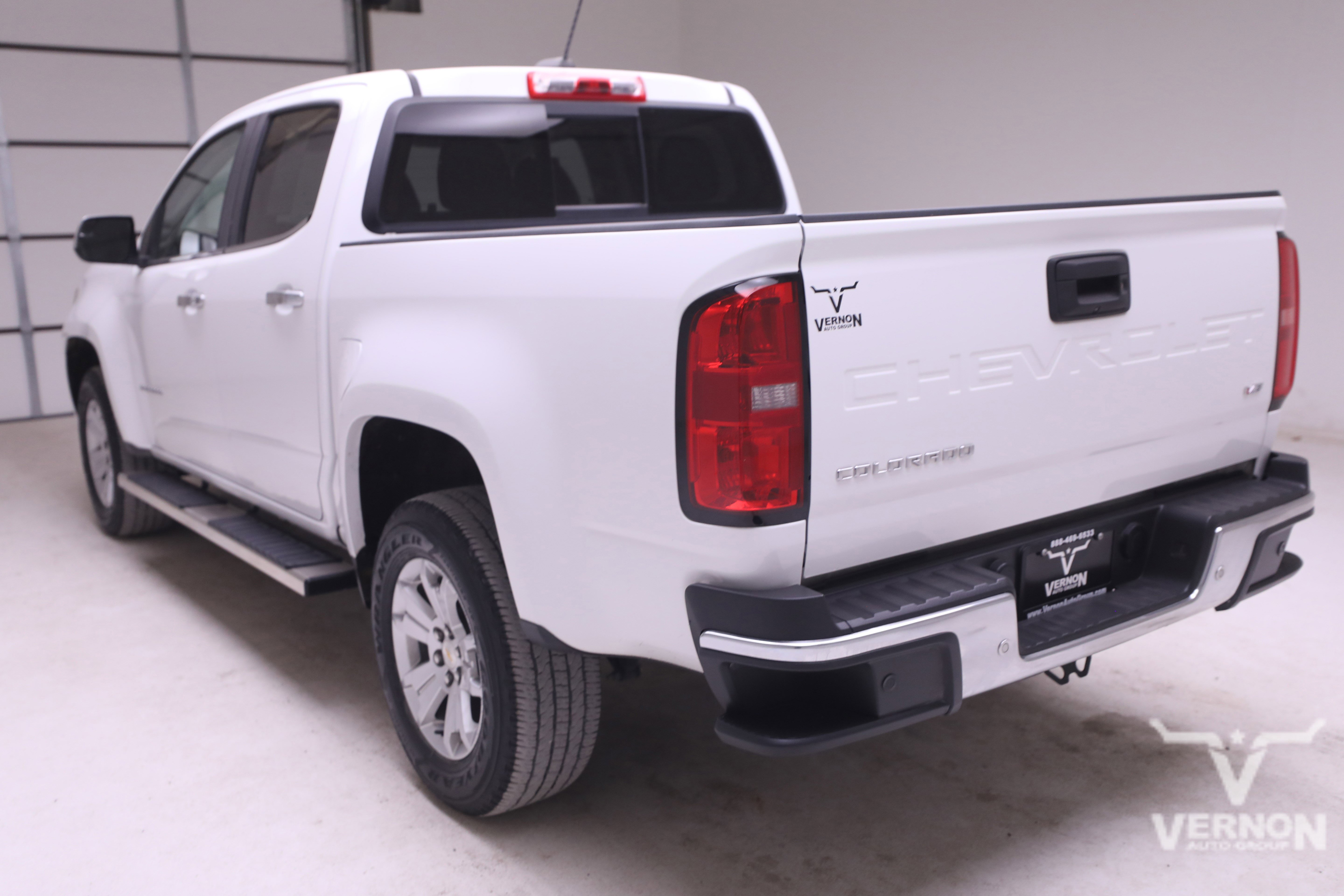 2021 Chevrolet Colorado LT photo 3