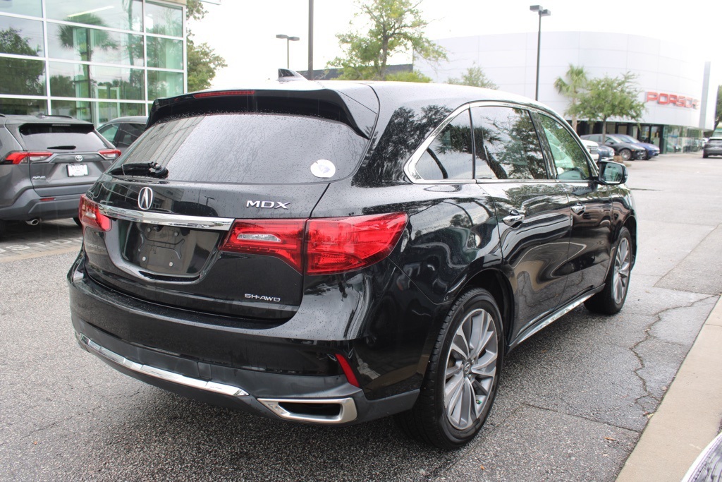 2018 Acura MDX SH-AWD Technology Entertainment photo 4