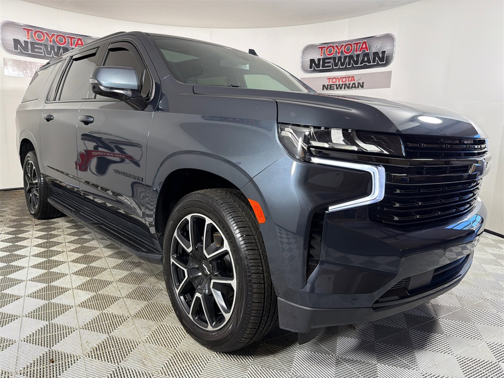 2021 Chevrolet Suburban RST's photo