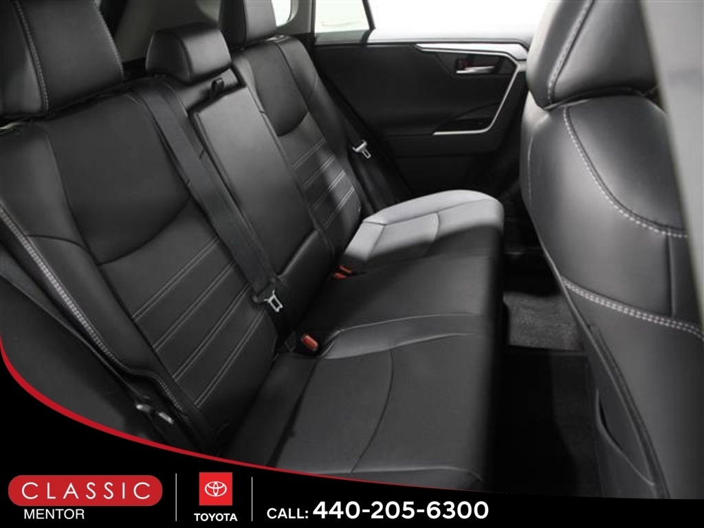 2022 Toyota RAV4 Limited photo 15
