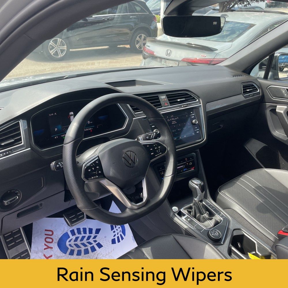 2022 Volkswagen Tiguan SE R-Line Black photo 16
