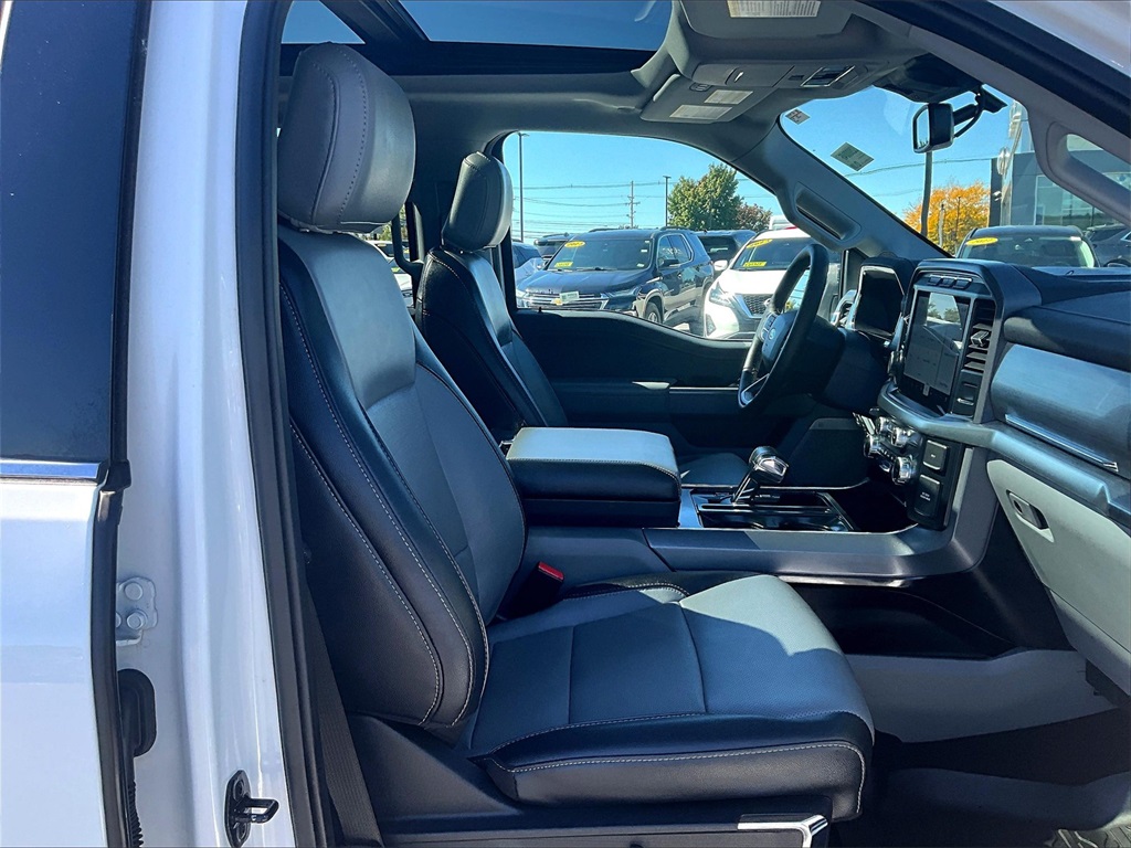 2023 Ford F-150 Lariat photo 11
