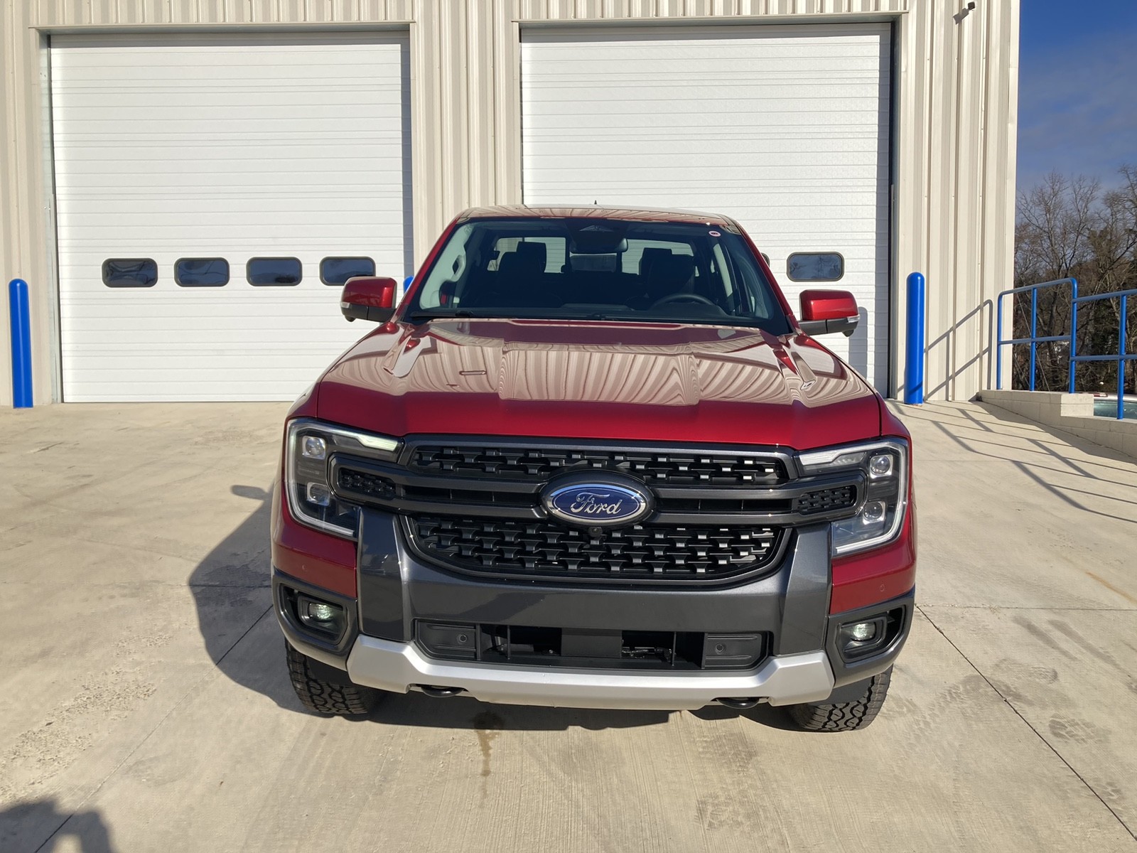 2025 Ford Ranger Lariat photo 2