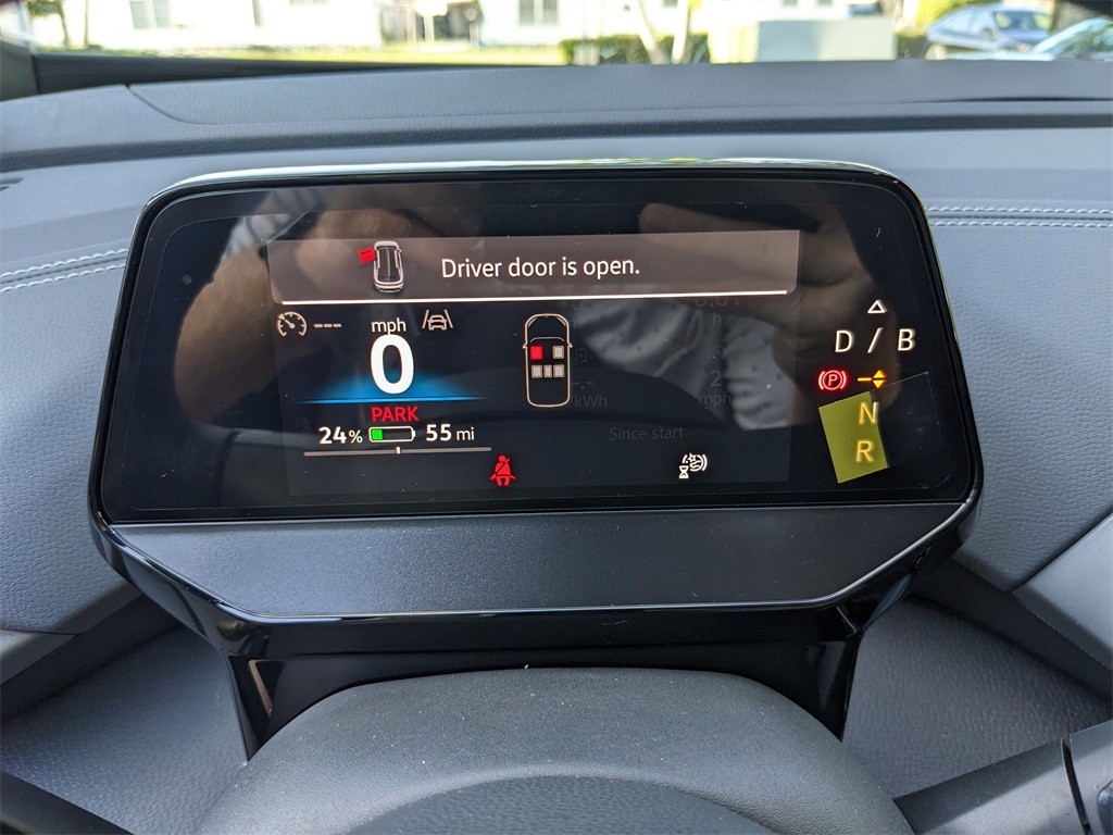2025 Volkswagen ID.4 Pro Plus photo 26