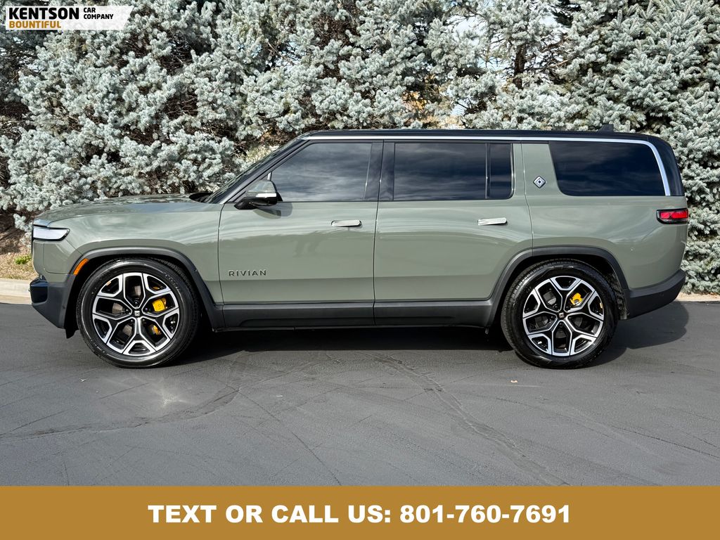 2022 Rivian R1S Launch Edition photo 4