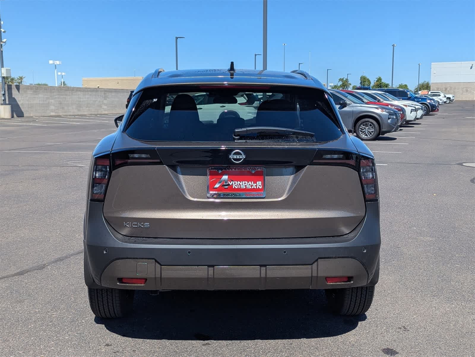 2026 Nissan Kicks SV photo 3