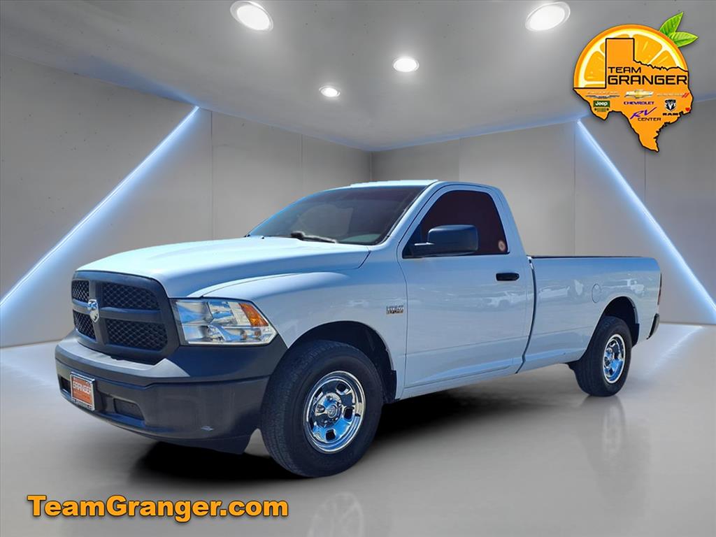 2019 Ram 1500 Classic Tradesman photo 3