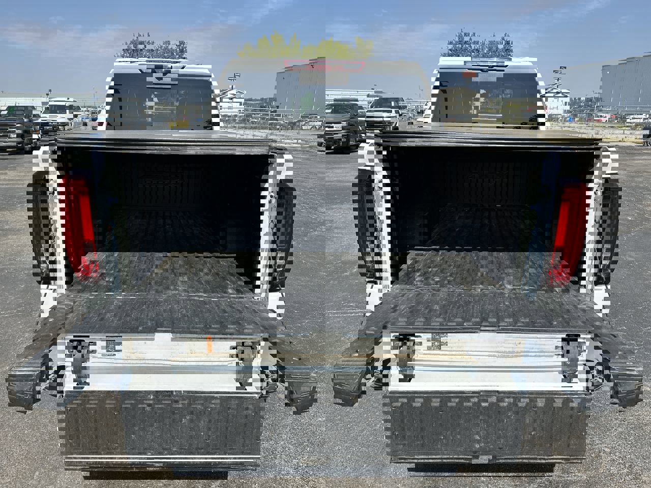2024 Gmc Sierra 1500 AT4X photo 26
